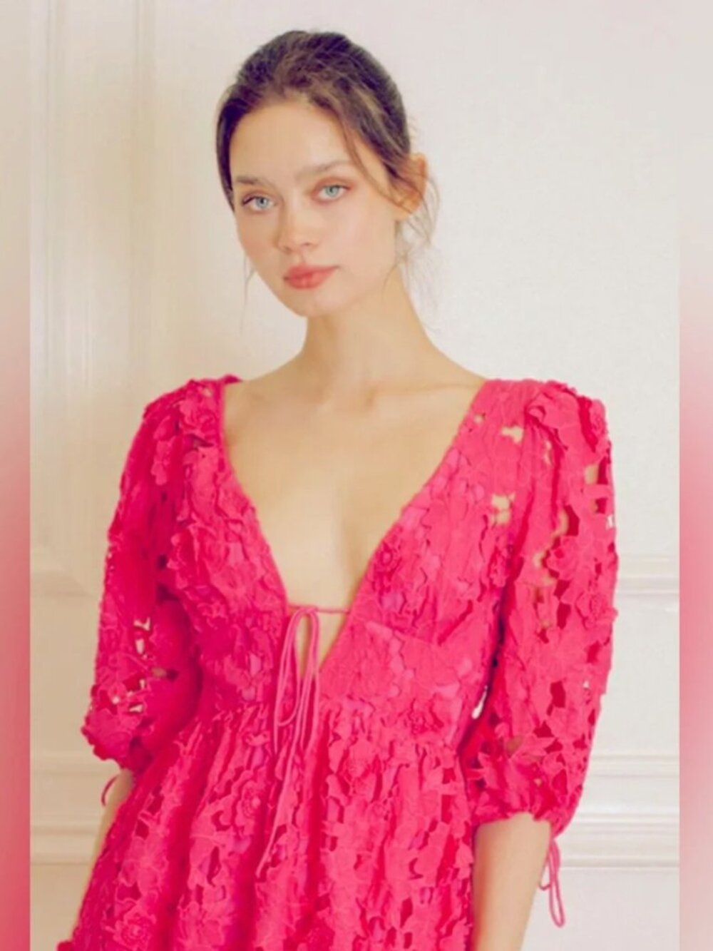 STORIA‎ NWT Women’s Floral Eyelet mini dress crochet hot pink laser cut SIZE M